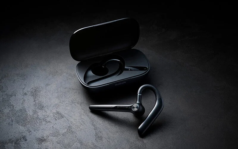 製品全体と充電ケース