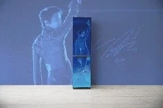 羽生結弦選手の青い背景デザイン