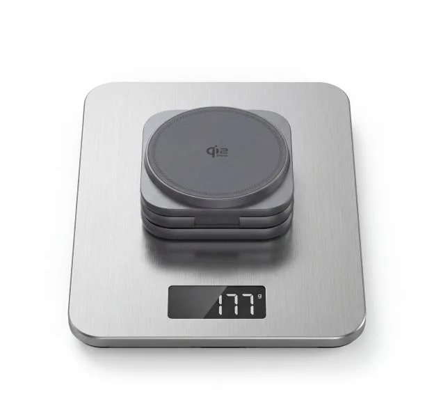 デジタルスケールに乗せられたP1 mini