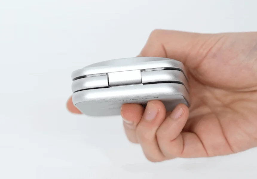 折りたたみ式デバイス