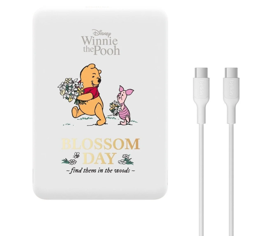 くまのプーさんモバイルバッテリー