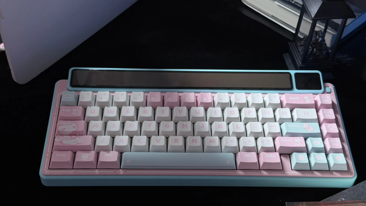 AULAのメカニカルキーボード