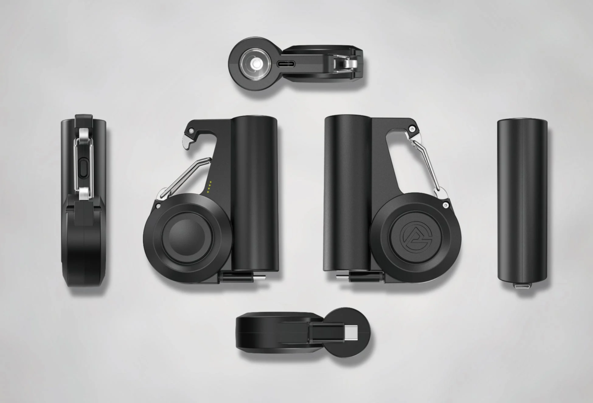 ポータブル充電器,モバイルバッテリー,カラビナ,多機能ガジェット,USB-C,フラッシュライト,電子機器,黒色,モダンデザイン,コンパクト,アウトドアギア