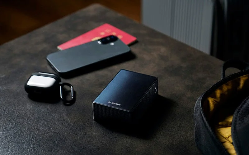 スマートフォン、ワイヤレスイヤホンまで幅広く充電可能