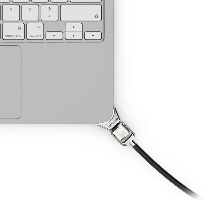 セキュリティロックとケーブルが取り付けられている様子