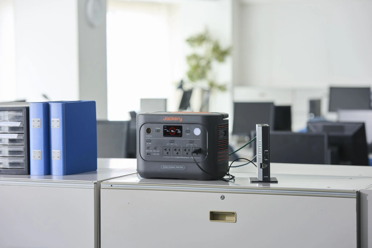オフィスでJackery Explorer 1000 Plusを使用