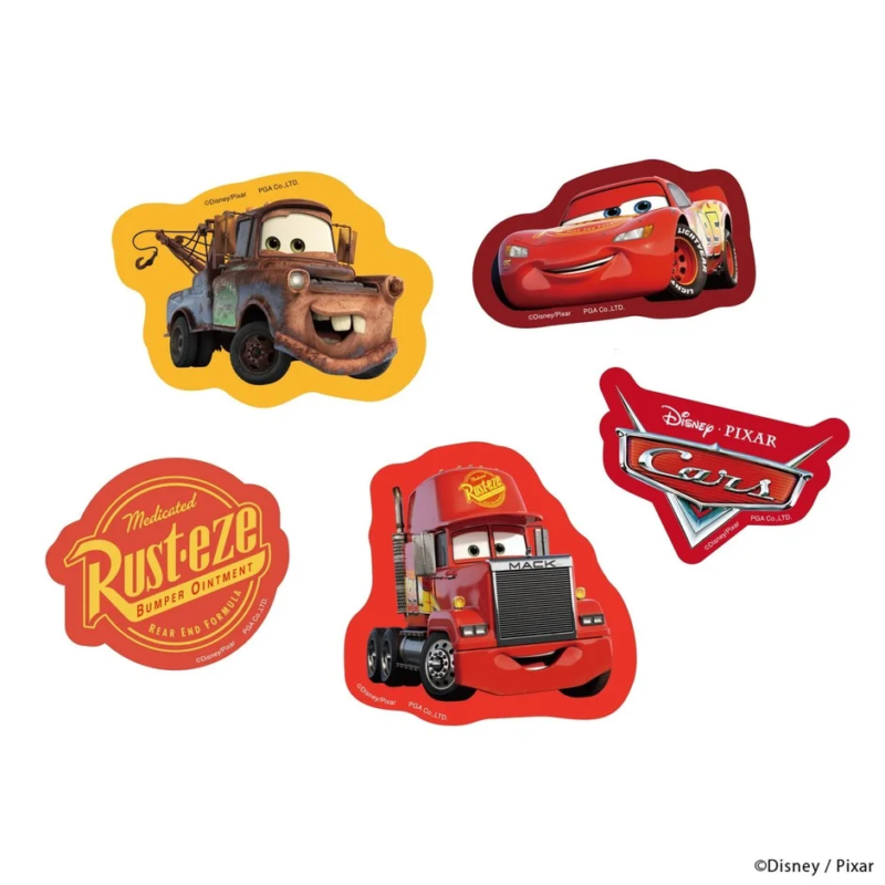 ディズニー/ピクサー映画「カーズ」の主要キャラクターであるライトニング・マックィーン、メーター、マックなどが描かれた5種類のカラフルなステッカーセットです。