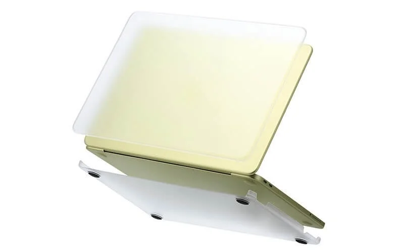 MacBook Neoに装着されたカバー